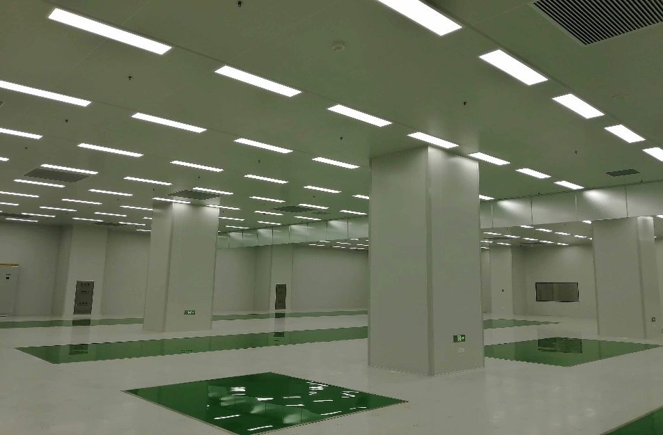 Cleanroom corridor